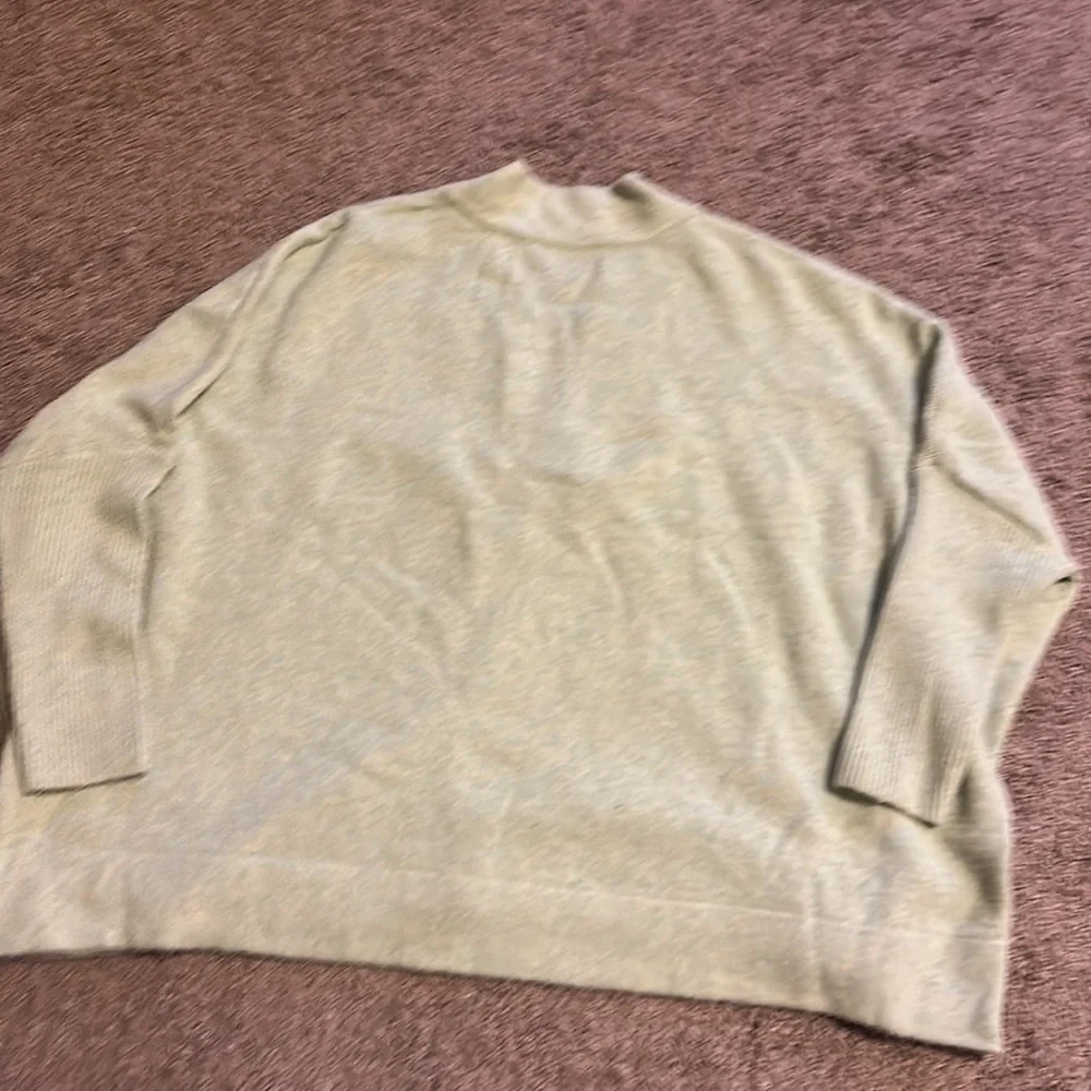 Anthropologie oversized vneck sweater - Picture 3 of 3